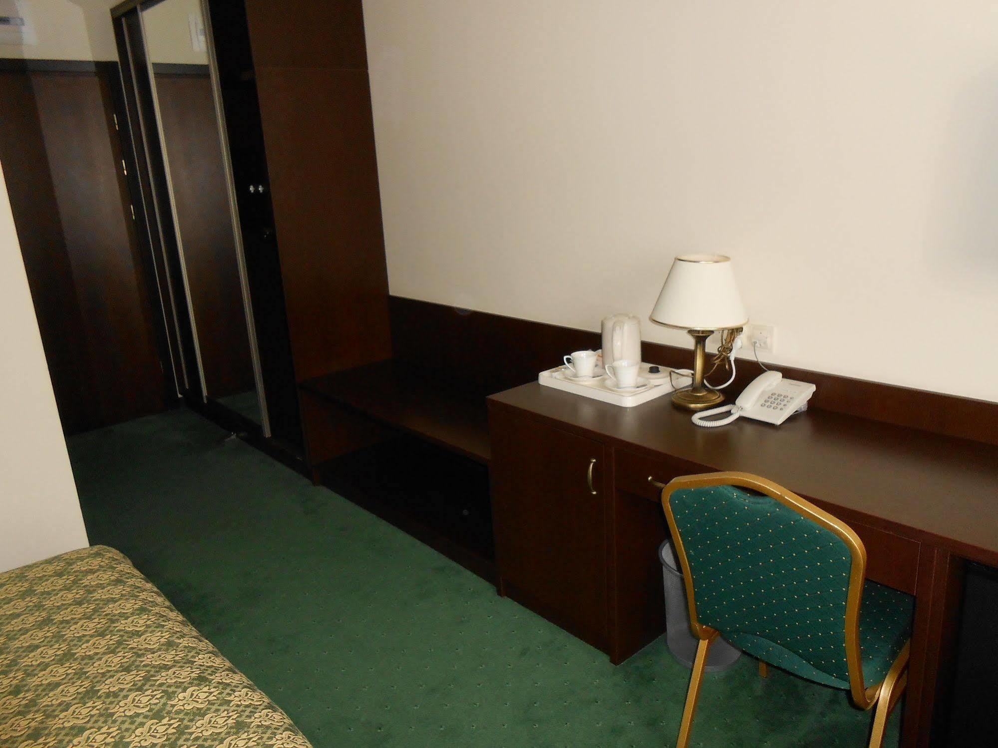 קאוצ'ן Hotel Koch מראה חיצוני תמונה